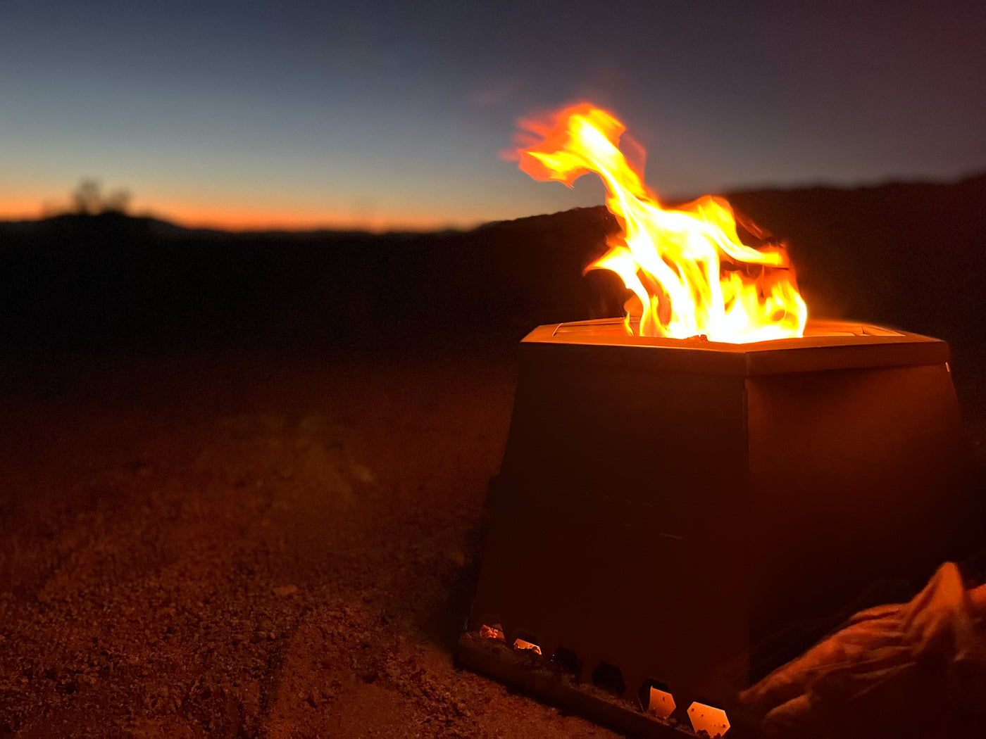 Vargo MegaHex Smokeless Fire Pit