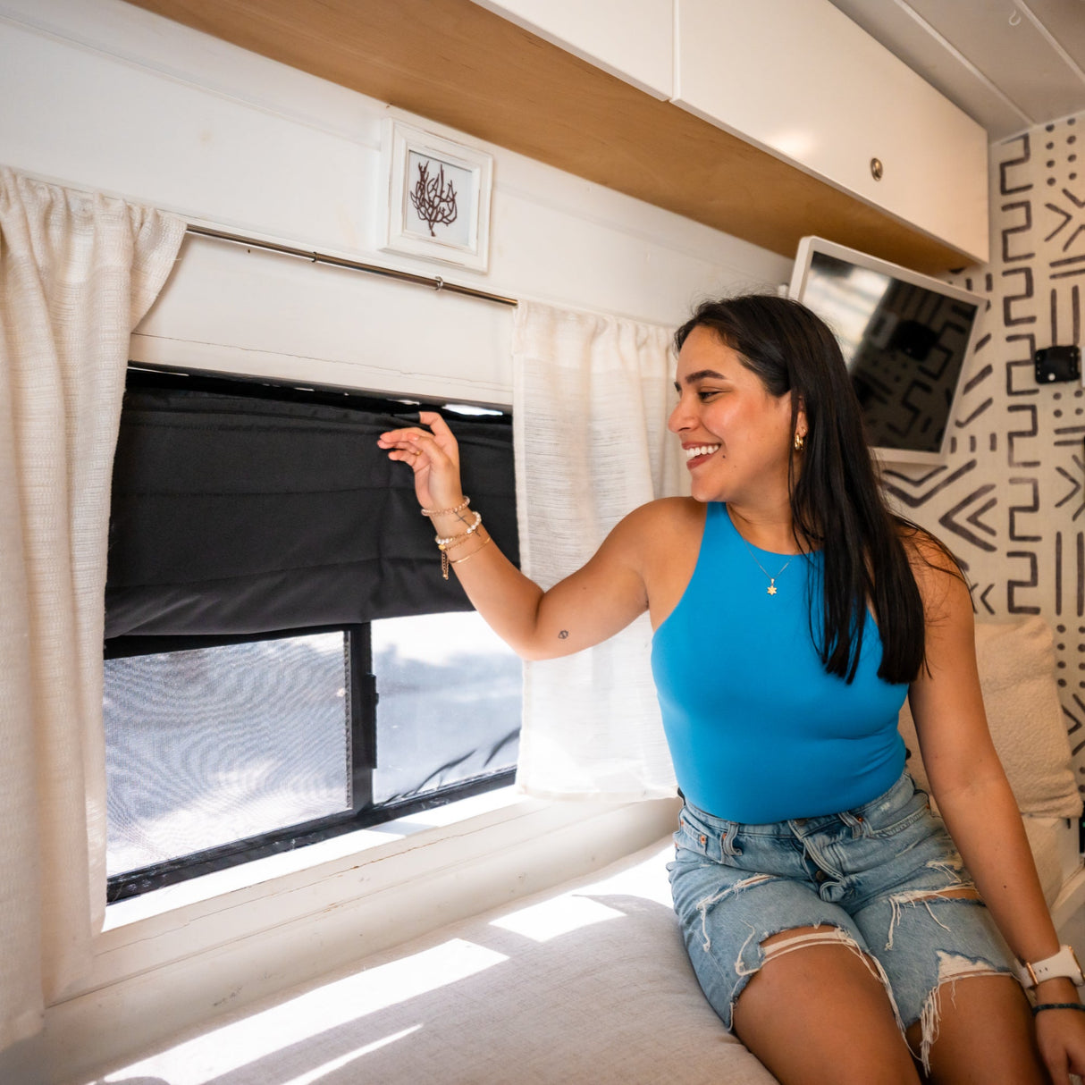 VanEssential Ford Transit Stealth Crew Window Cover