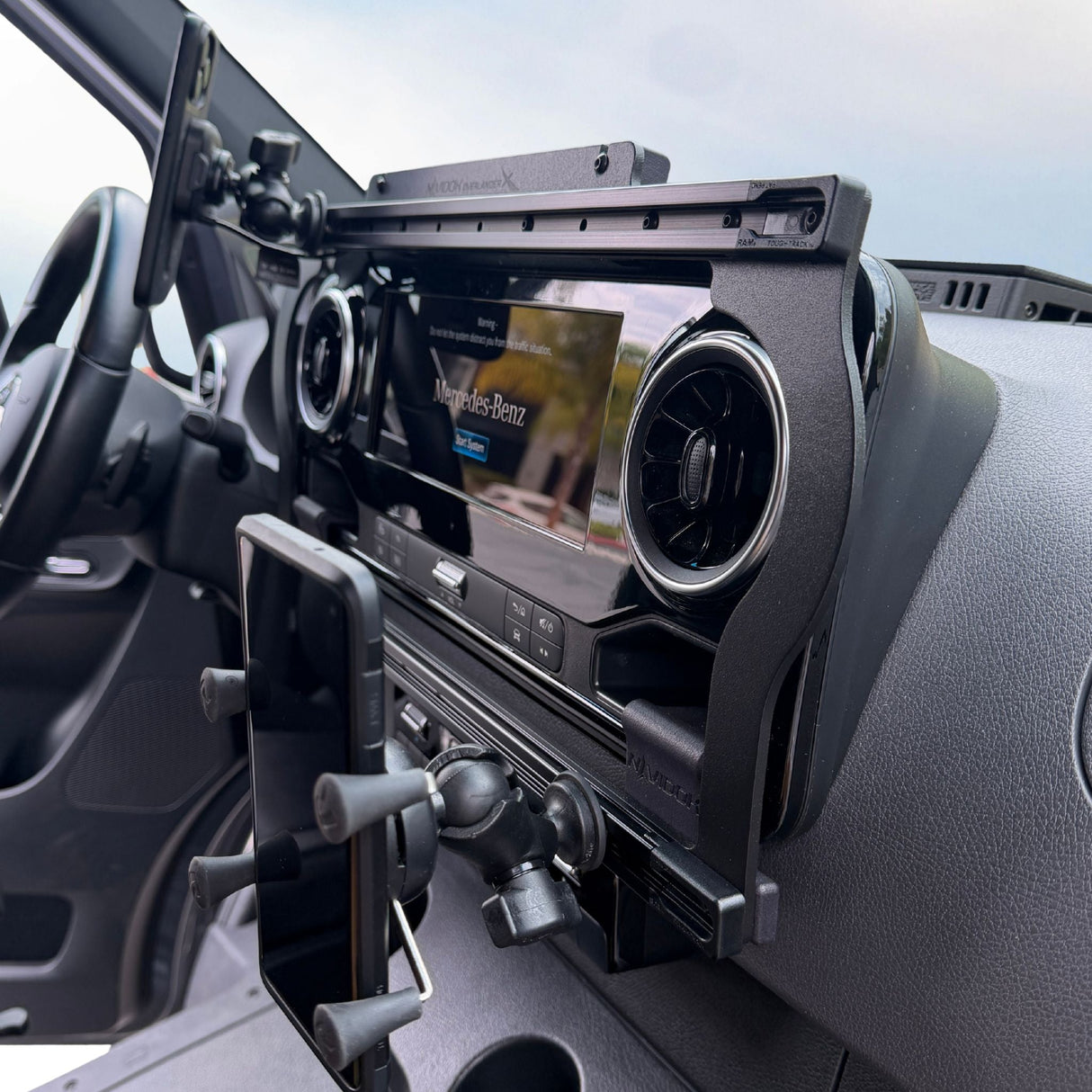TERRA X No Drill - Dash Mount for Mercedes Sprinter – NAVIDOK Overlander X