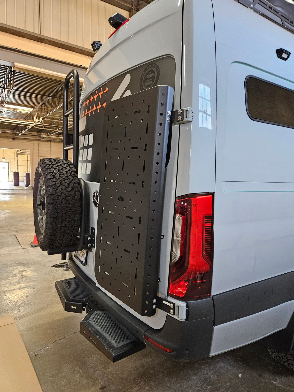 Rover Vans 2019+ Mercedes Sprinter Rear Hitch Step