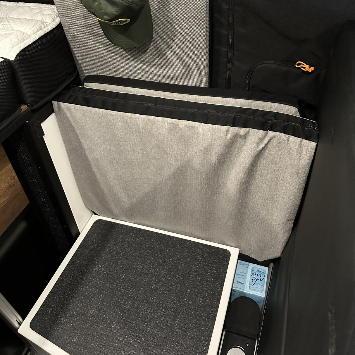 Canyon Adventure Vans Groove Lounge Mattress Topper for the Storyteller