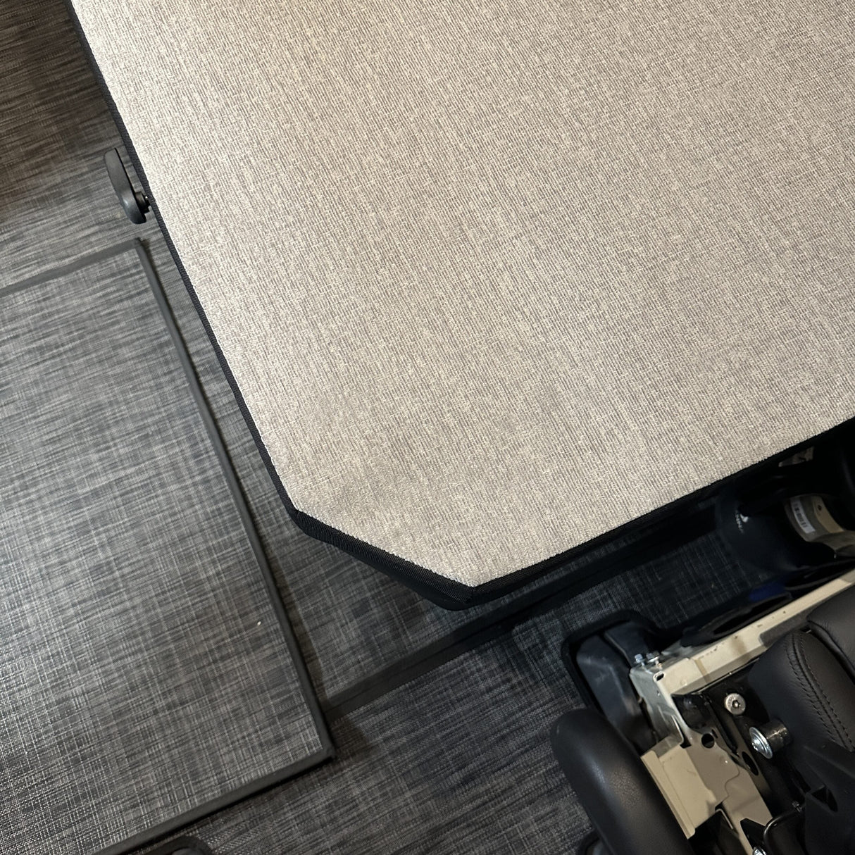 Canyon Adventure Vans Groove Lounge Mattress Topper for the Storyteller