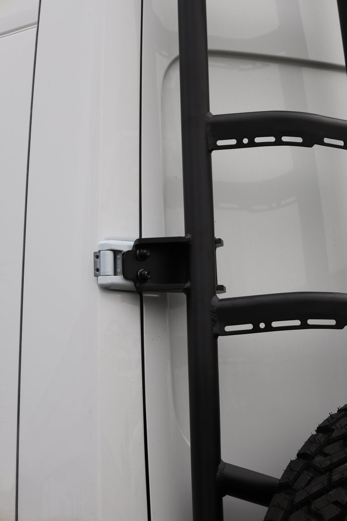 Tec Vanlife 2019+ Mercedes Sprinter Ladder/Tire Carrier