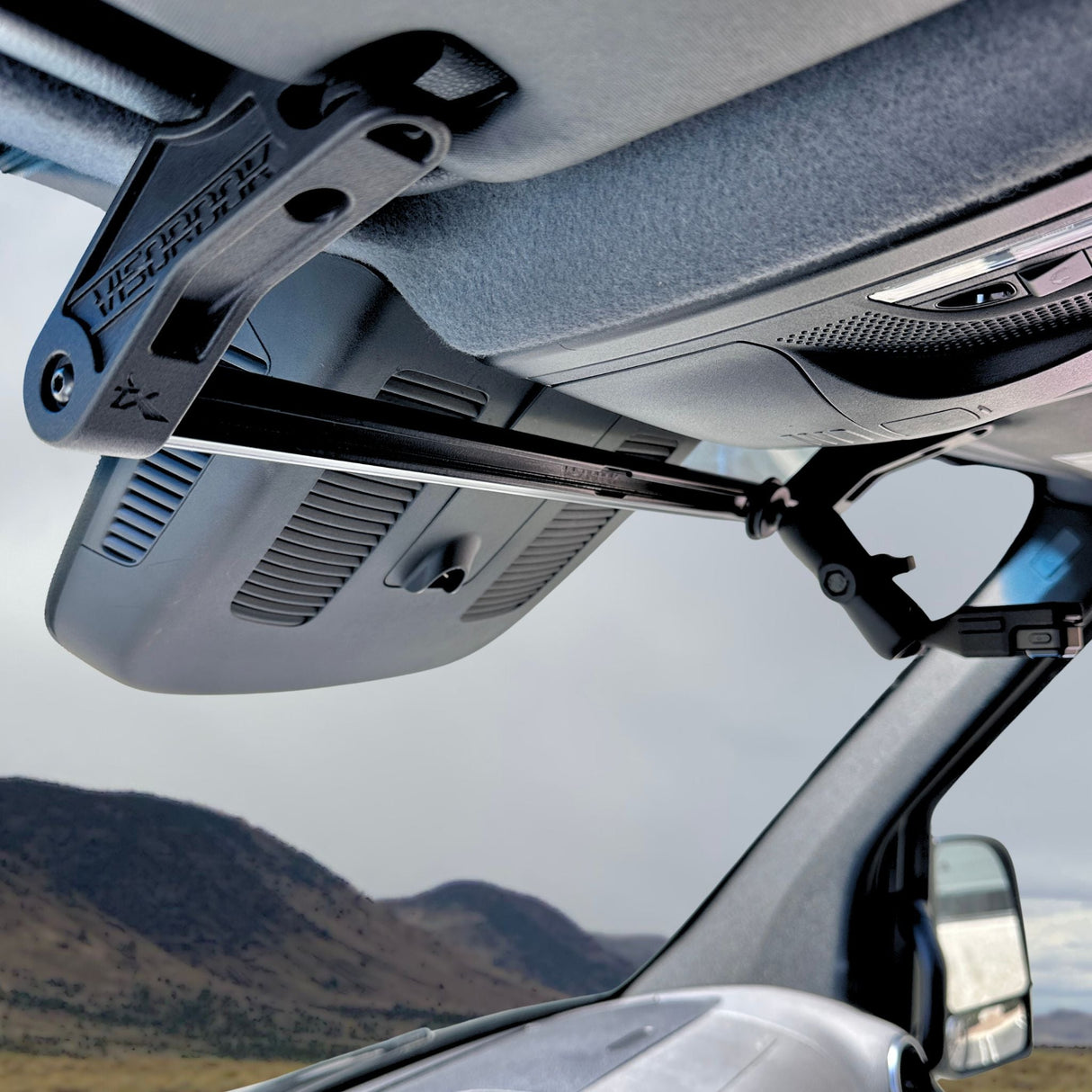 TERRA X Sprinter Van Visor Tube Mount for Navigation Devices and Accessories – TERRA X Visordok TubeTrak