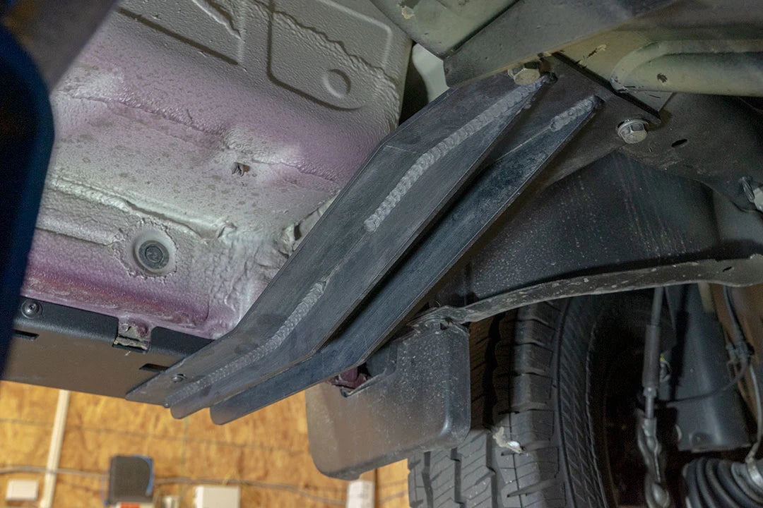 Van Compass 2015-2022 Mercedes Sprinter 170" - 4X4 Rocker Guards