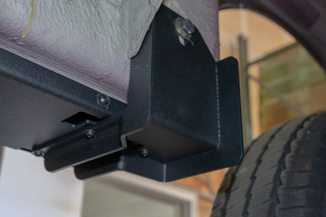 Van Compass 2015-2022 Mercedes Sprinter 170" - 4X4 Rocker Guards