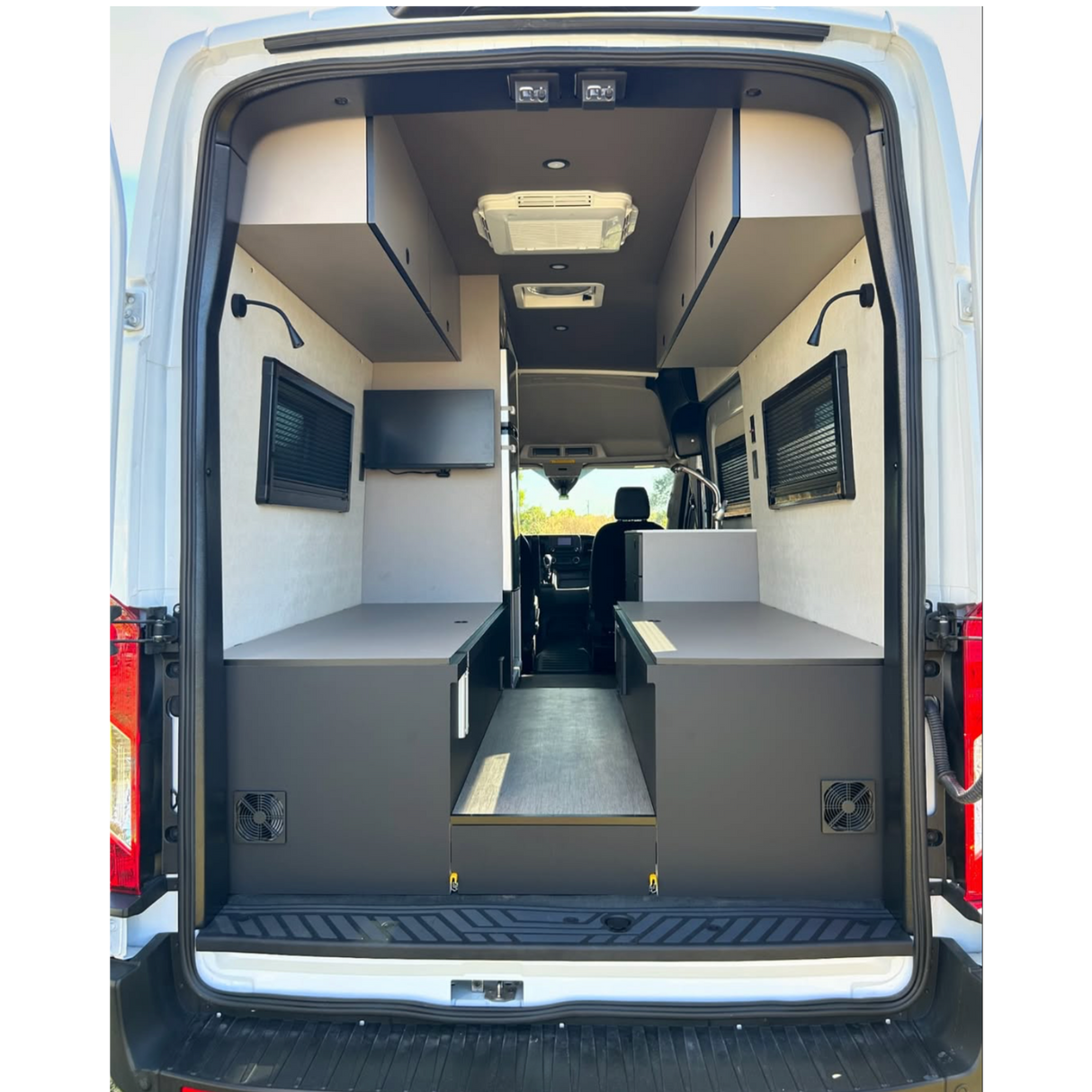 GoCode 2015+ Ford Transit D Pillar Trim Kit