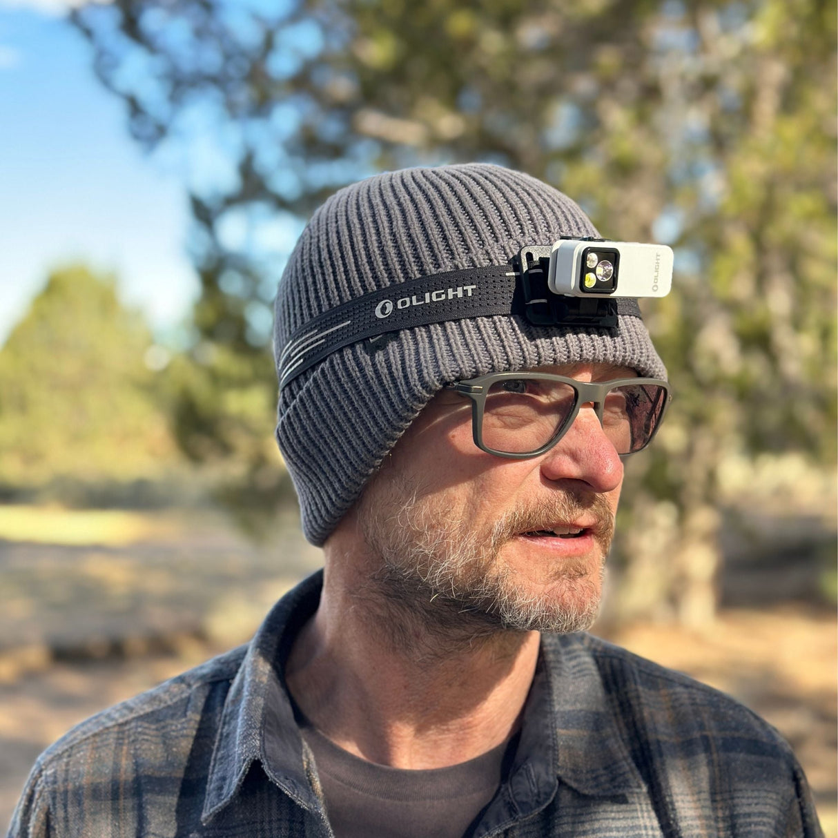 TERRA X Olight Oclip Pro Van Light with Navilight Mount – Red & White Cockpit Light for Campers & RVs