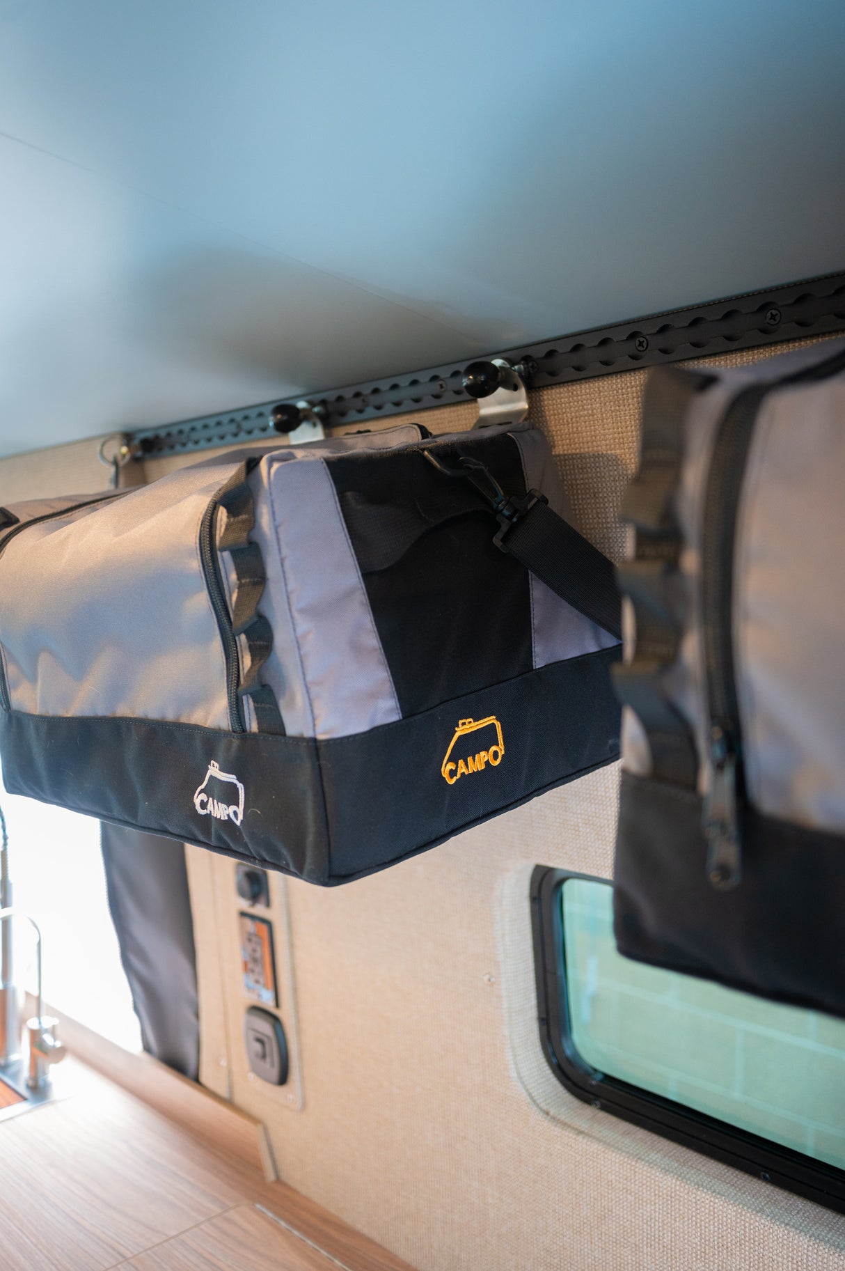 Campovans Bryan's Bag Hanger Kit