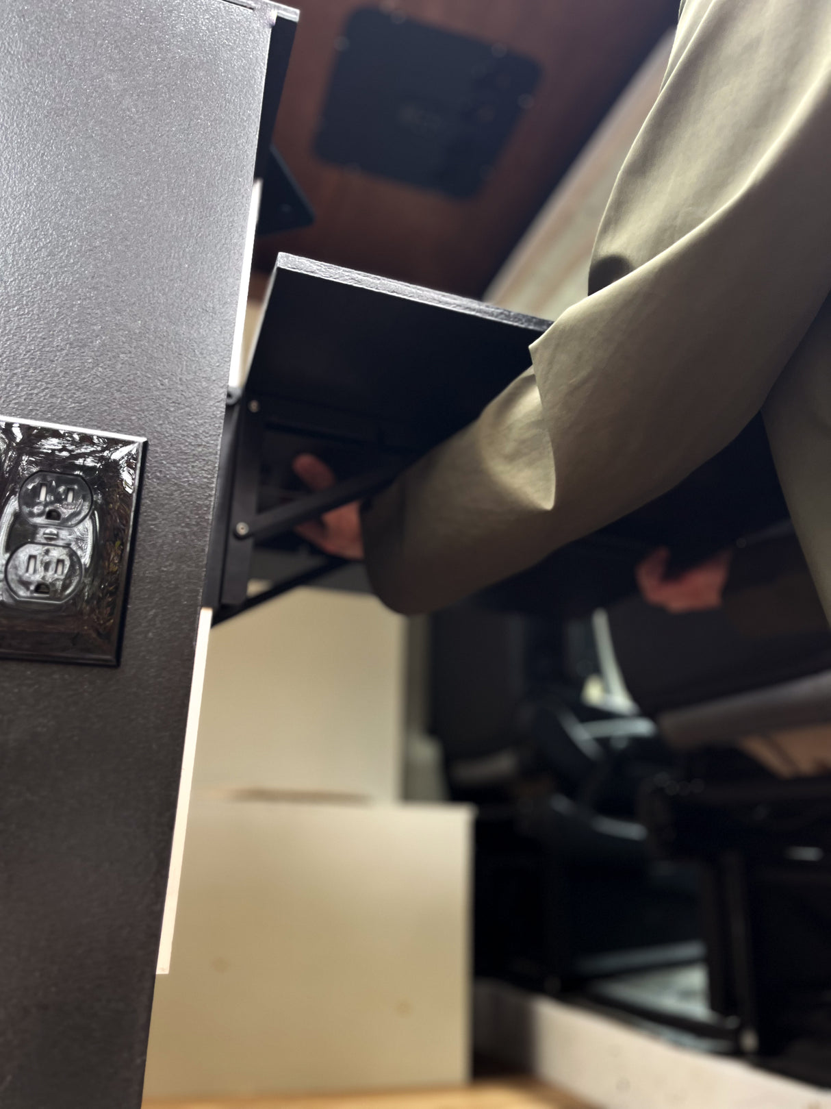 Drifter Vans Adjustable Table System