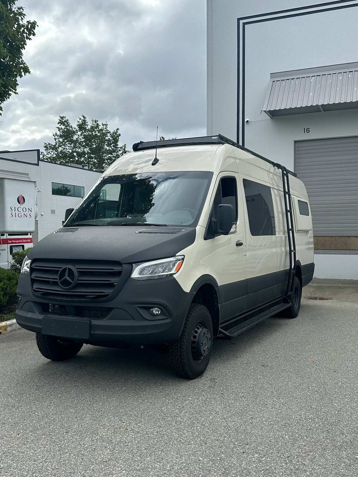 Tec Vanlife 2007+ Mercedes Sprinter Aluminum Side Ladder - High Roof