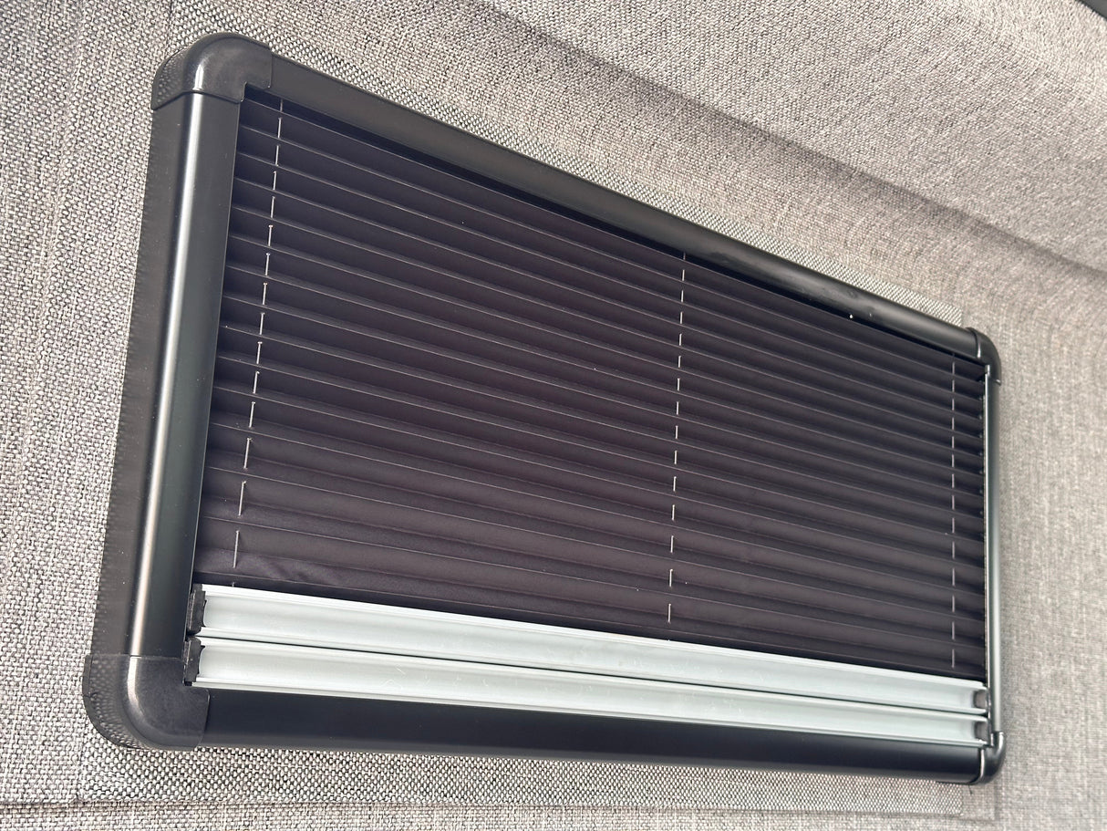 Tec Vanlife Glass & Acrylic Dual Pane Awning Window (700mm x 300mm)