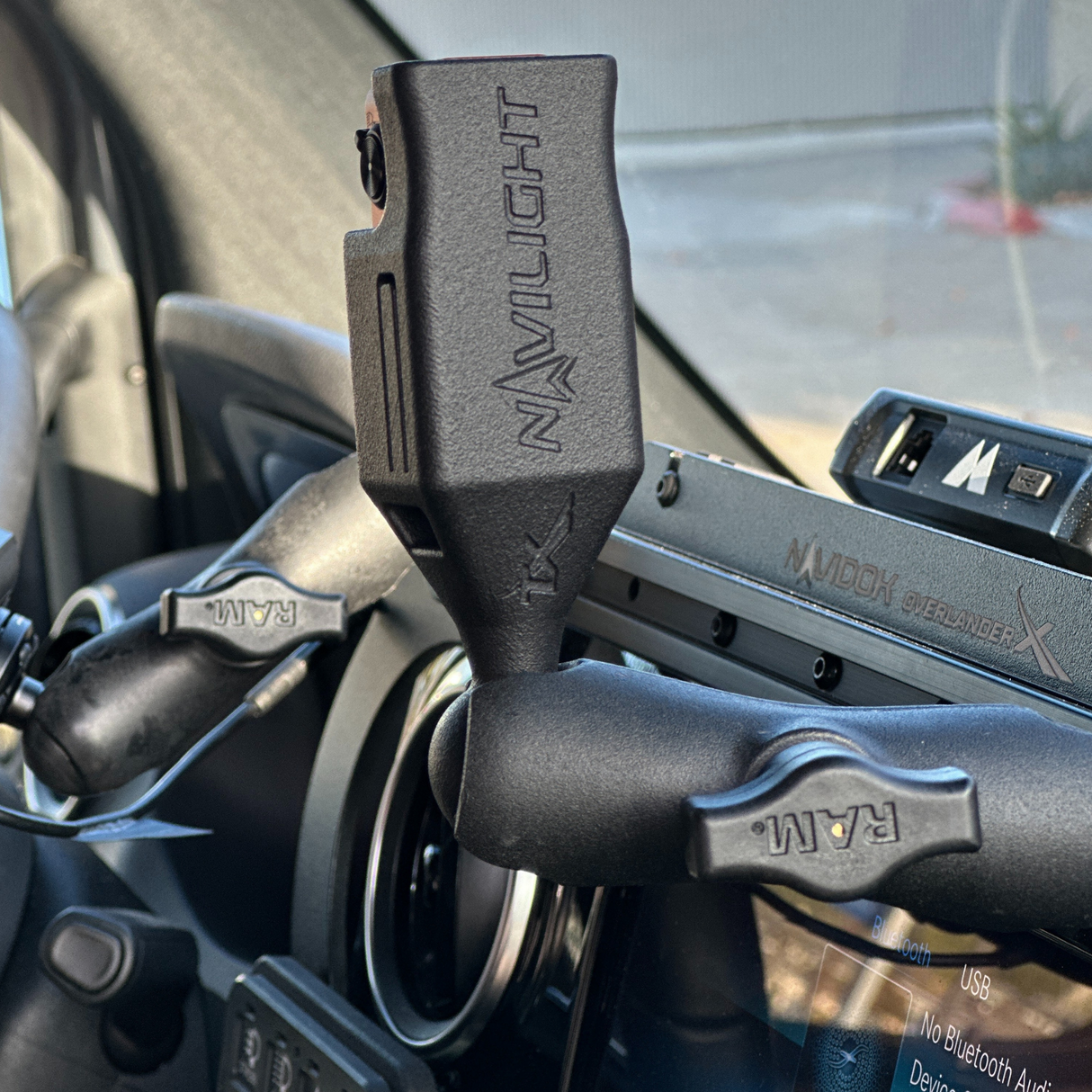 TERRA X Olight Oclip Pro Van Light with Navilight Mount – Red & White Cockpit Light for Campers & RVs