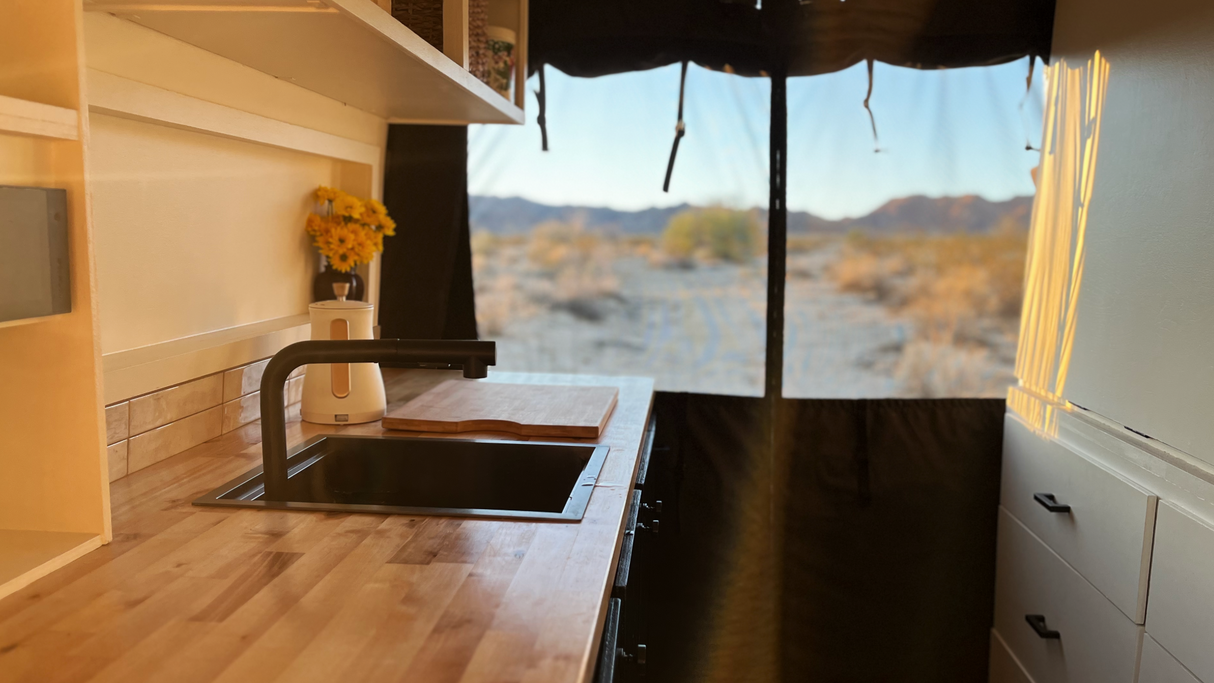Tec Vanlife Nanotech Sink (Bamboo Cover/Chopping Board)