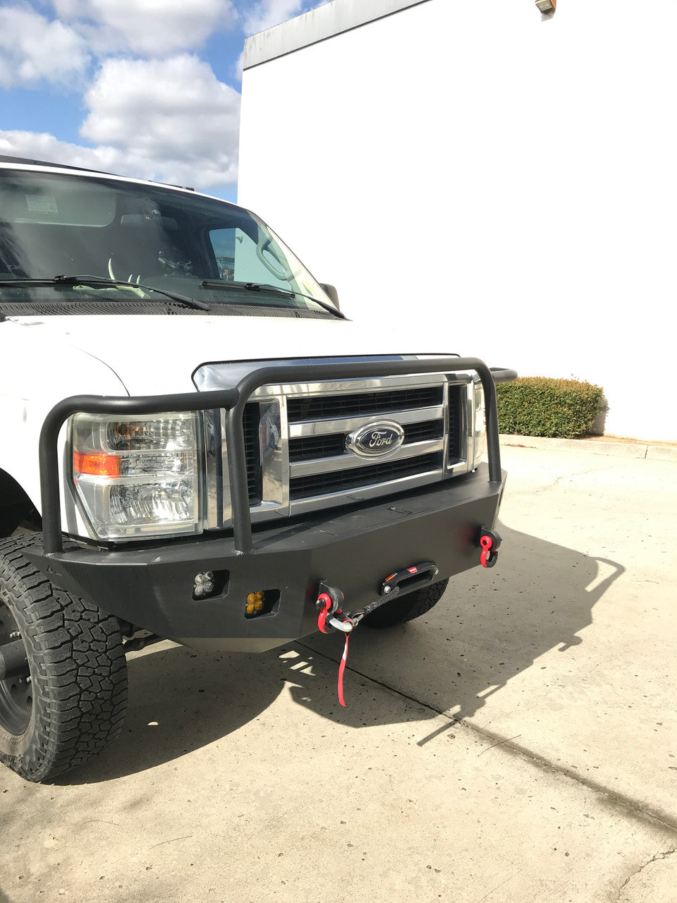 Aluminess Ford E-Series Front Winch Bumper (2008-2014)_Side View - Campervan HQ