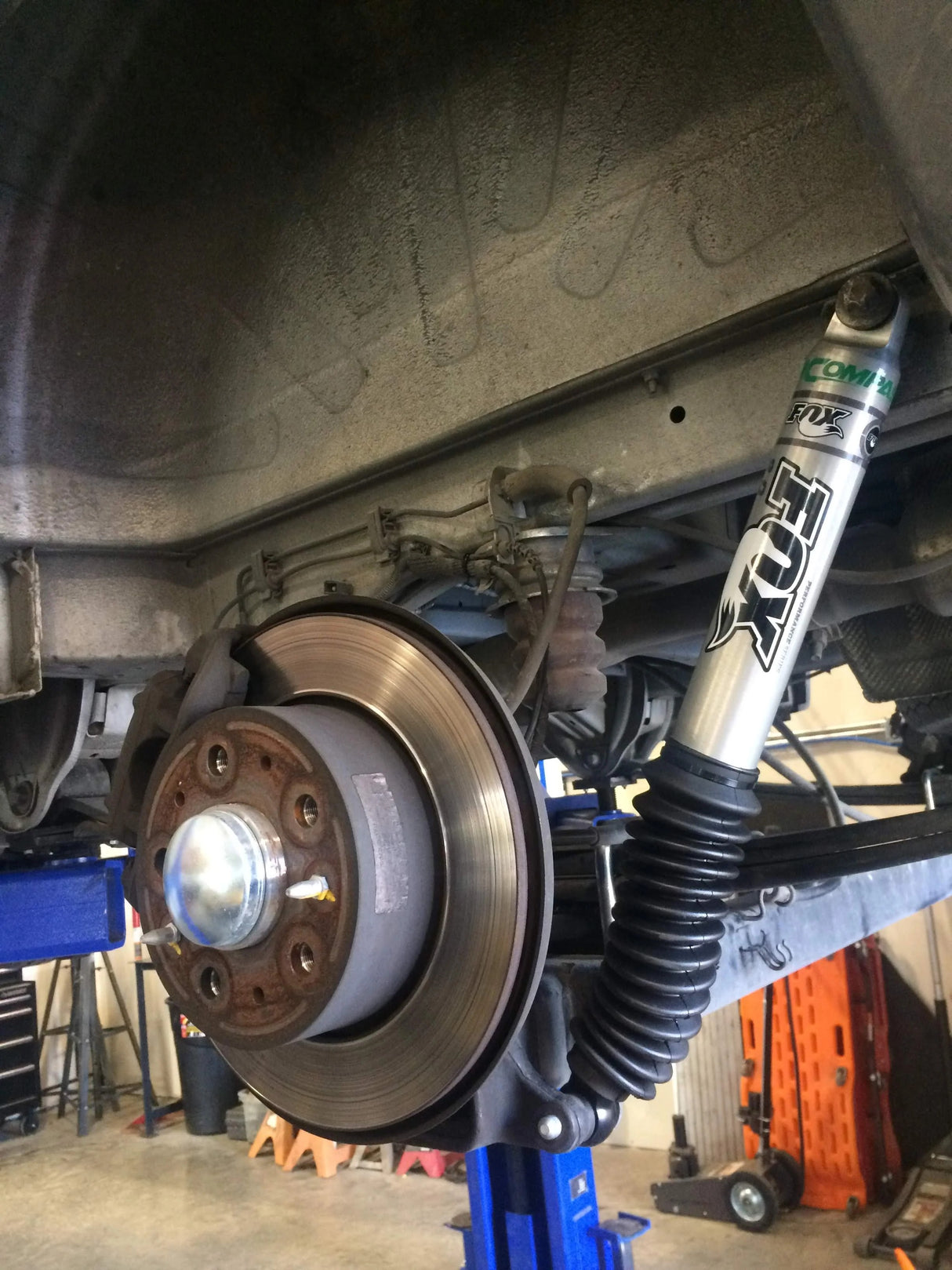 van-compass-front-and-rear-1-5-inch-lift-kit-ram-promaster_3