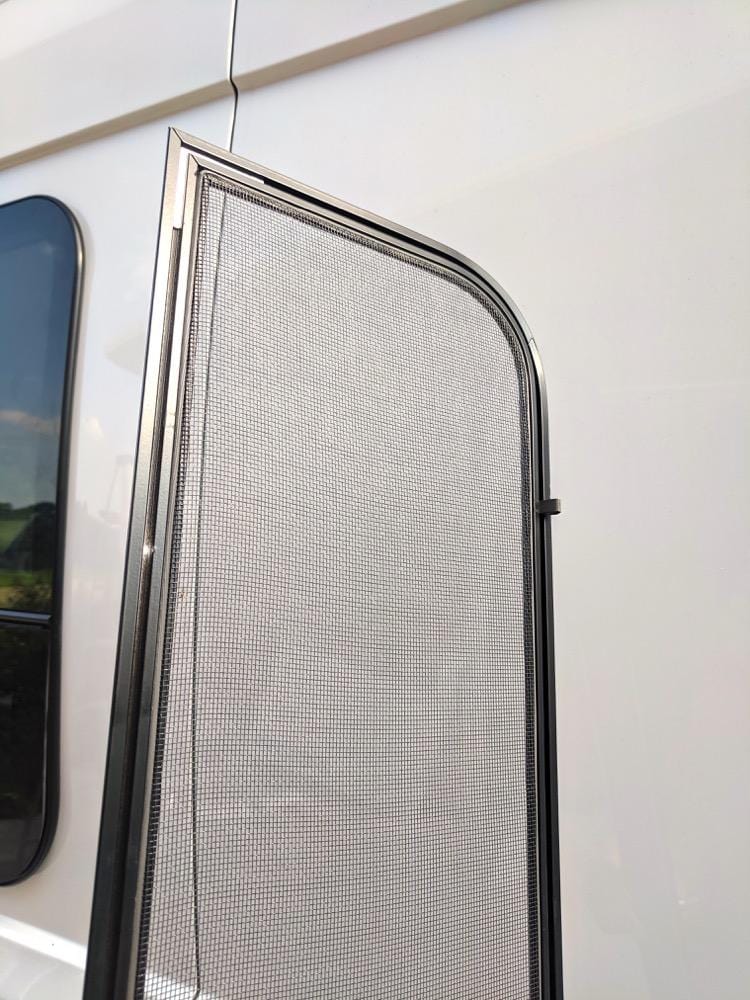 FW632RS Vented Van Window (Screen) - Campervan HQ