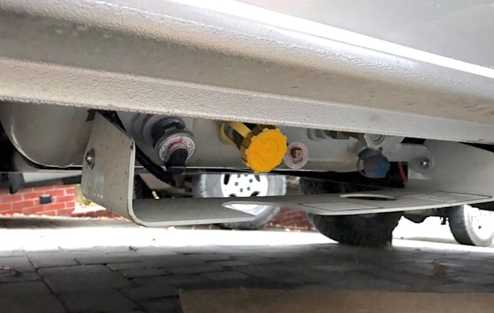 Snap-on Gauge for Manchester Underbody RV Propane Tank (Gauge Installed)- Campervan HQ