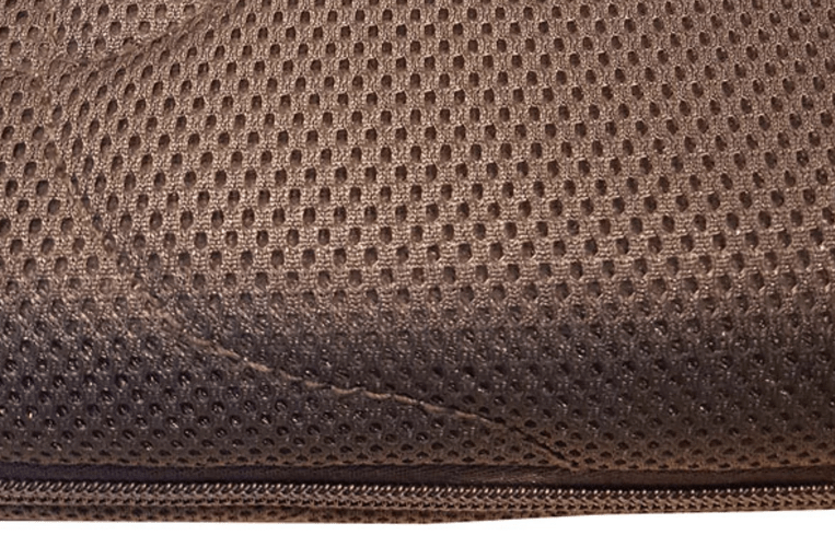 Arctic Tern AirFlo RV Mattress Pads (Lineal Yard)_AirFlo Matress (Close Up) - Campervan HQ