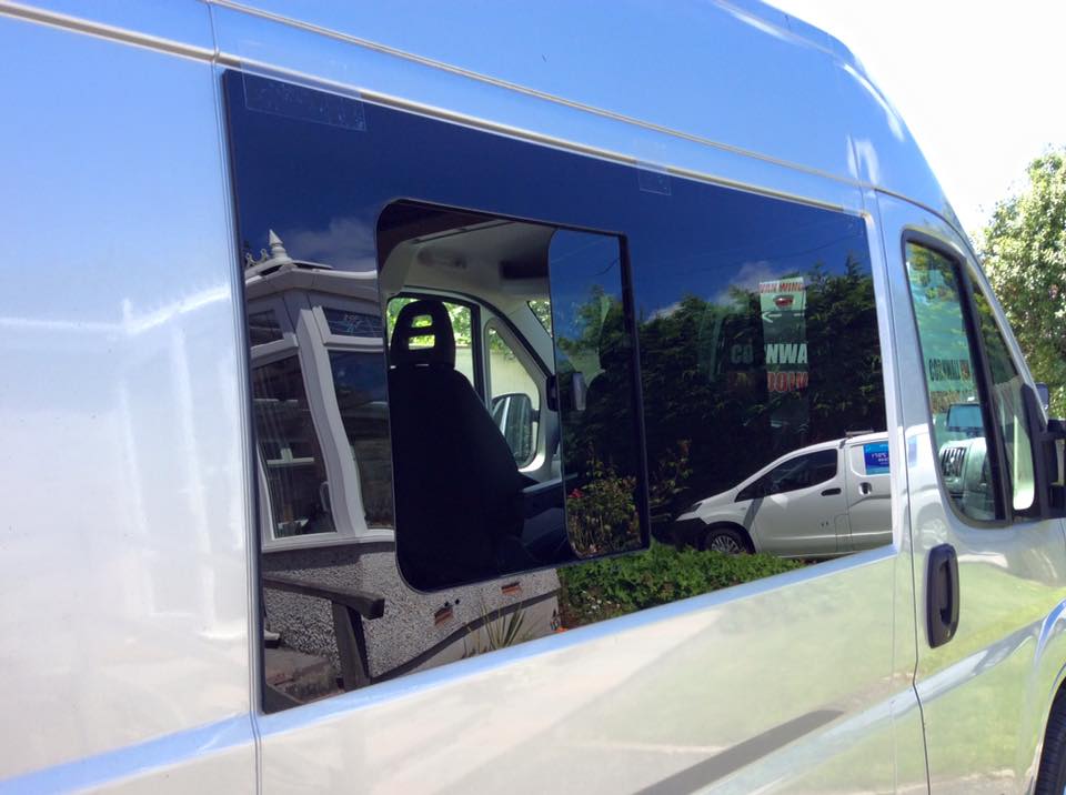 Ram ProMaster 2014+ Passenger Side Sliding Door Window (118"WB)_Half-Slider - Campervan HQ