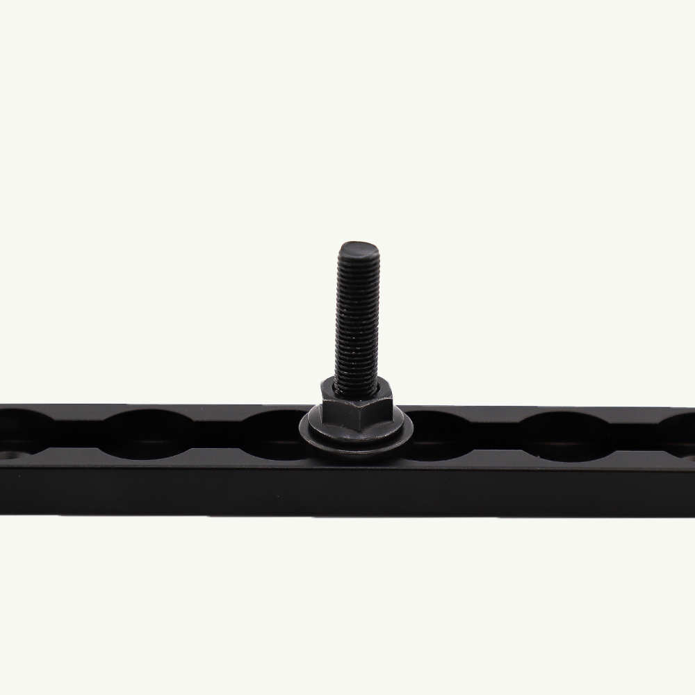 VanEssential Venture L-Track M8 Single Stud Bolts - 1.5 inch (38mm)