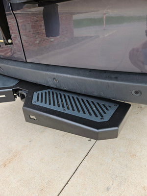 Rover Vans 2019+ Mercedes Sprinter Rear Hitch Step