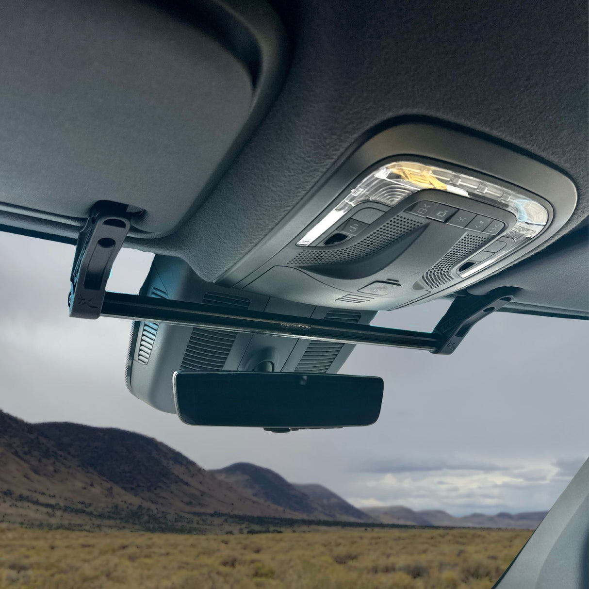 TERRA X Sprinter Van Visor Tube  Mount for Navigation Devices and Accessories – TERRA X Visordok TubeTrak