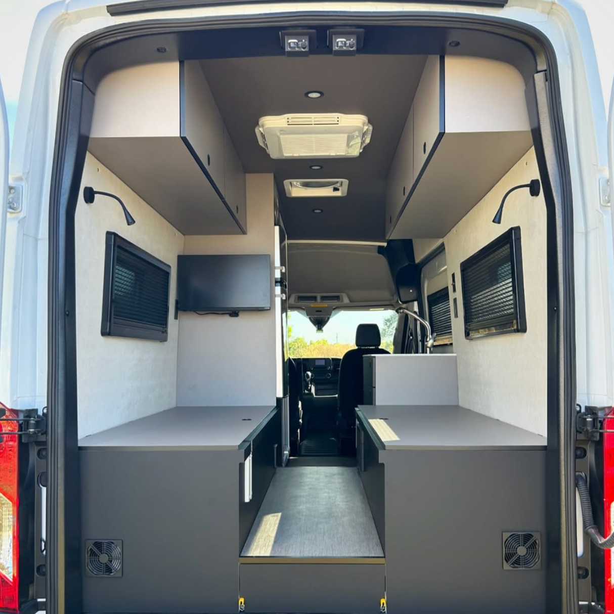GoCode 2015+ Ford Transit D Pillar Trim Kit