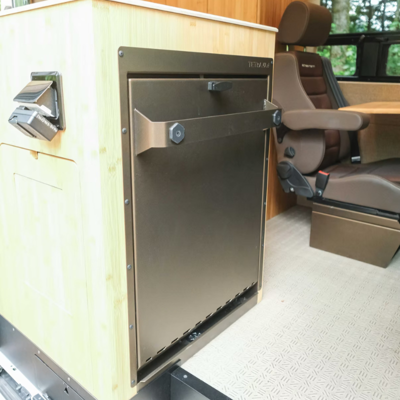 Tetravan Folding Shower 2.1 with Magnetic Curtain