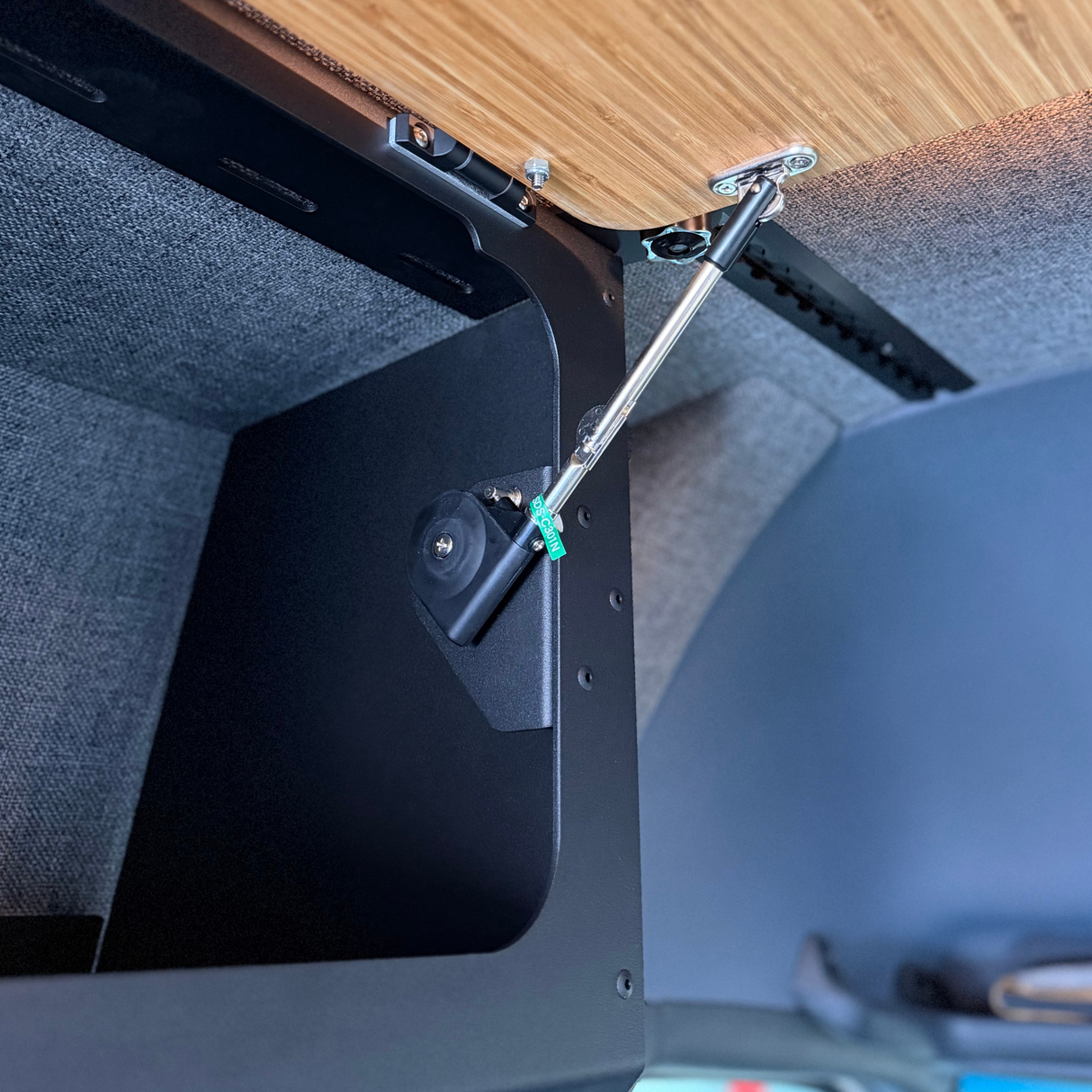 Lost Hiway 2007+ Mercedes Sprinter Overhead Cabinet