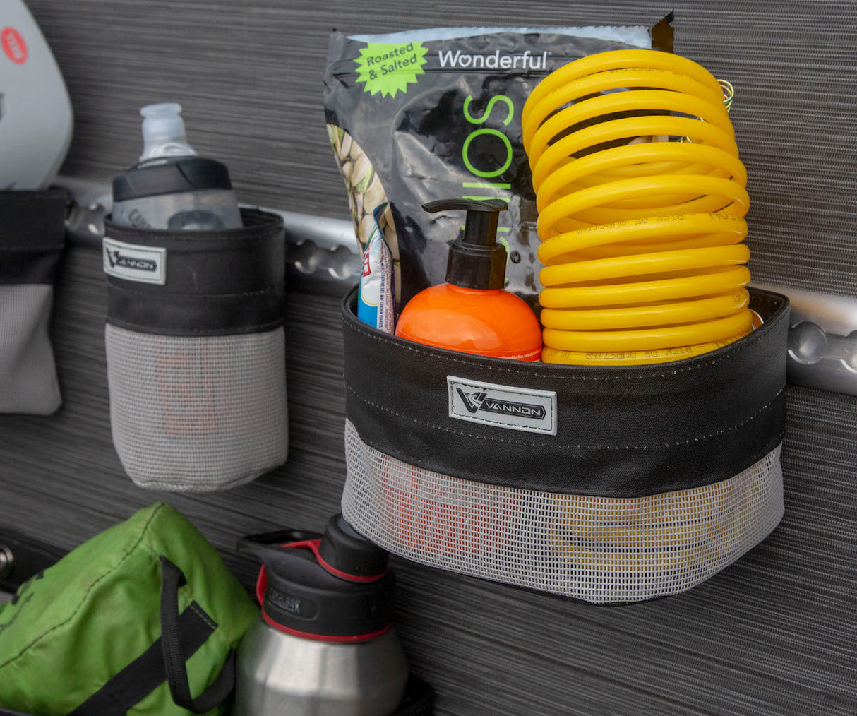 VANNON Utility Baskets & Bottle Holders