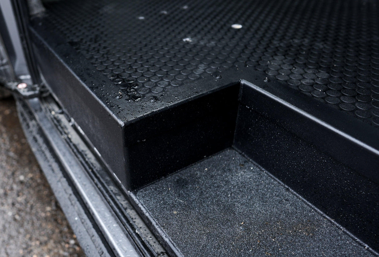 AVC Rig 2015+ Ford Transit Floor Step and Trim