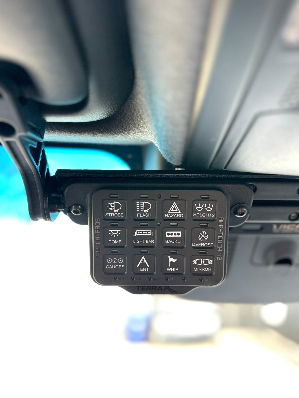 TERRA X SWITCH-PROS VISORDOK TRACK MOUNTING PLATE