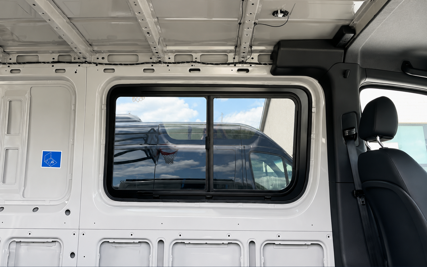 VWD 2007+ Mercedes Sprinter Driver Side Forward Half-Slider Window(SL101-SE)-21