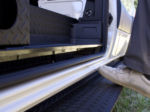 Virtus Vans Black Diamond Plate Side Step - 2019+ Mercedes Sprinter