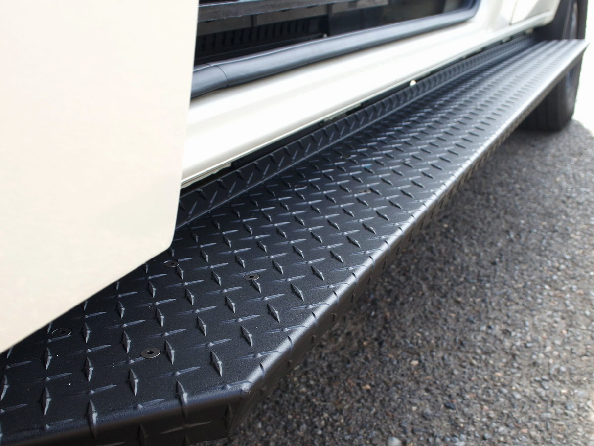 Virtus Vans Black Diamond Plate Side Step - 2019+ Mercedes Sprinter