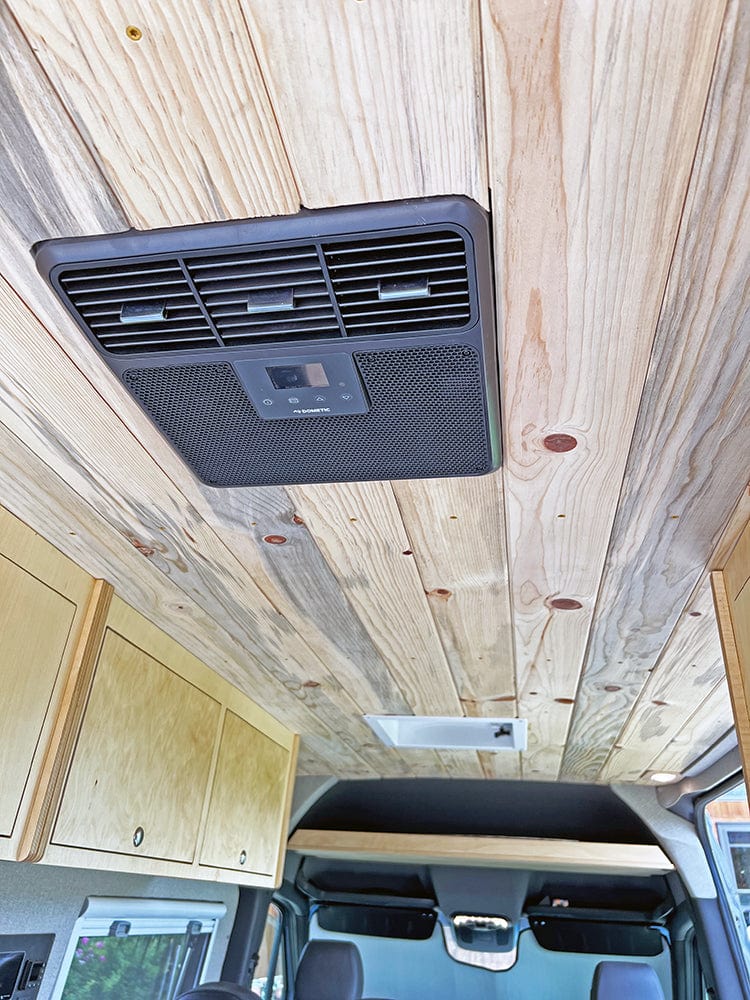 Dometic RTX2000 12V RV Air Conditioner (6800 BTU)