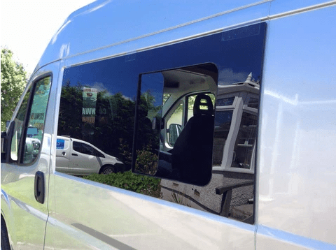AM Auto Ram Promaster Driver Side Forward Screened Half-Slider Window ...